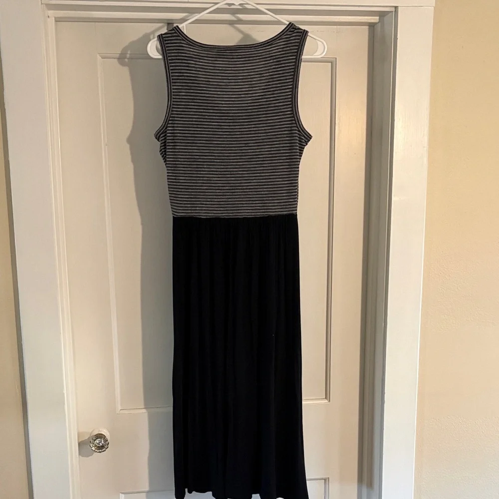 Artisan Ny Black and Gray Striped Midi Dress - Picture 4 of 4